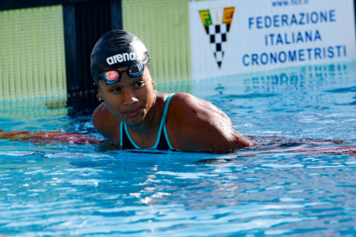 Sara Curtis orgoglio italiano: “Il tricolore lo vestirò a dispetto di qualche ignorante”