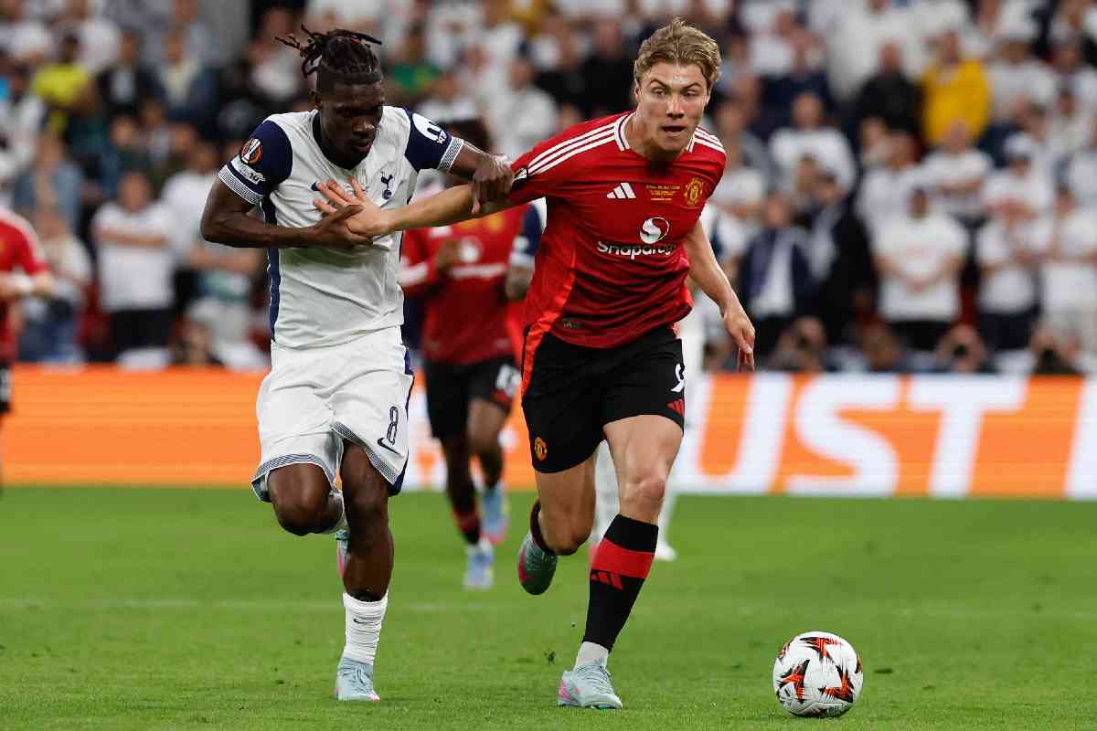 Calciomercato Roma: Hojlund incanta Massara. Svilar firma